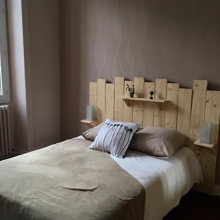 Hotel Restaurant Le Cheval Blanc Argentre-du-Plessis ภายนอก รูปภาพ